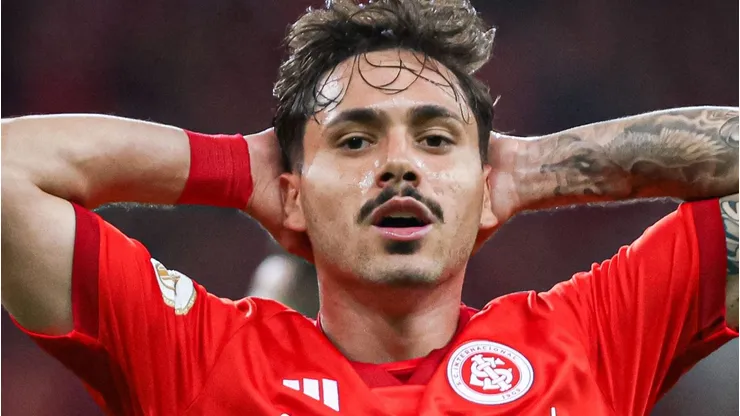 Internacional topa negociar e impõe uma única condição para vender Maurício a John Textor. Foto: Maxi Franzoi/AGIF