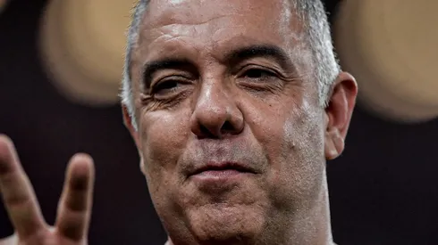 Flamengo tenta convencer meia do Porto a assinar com o Rubro-Negro. Foto: Thiago Ribeiro/AGIF