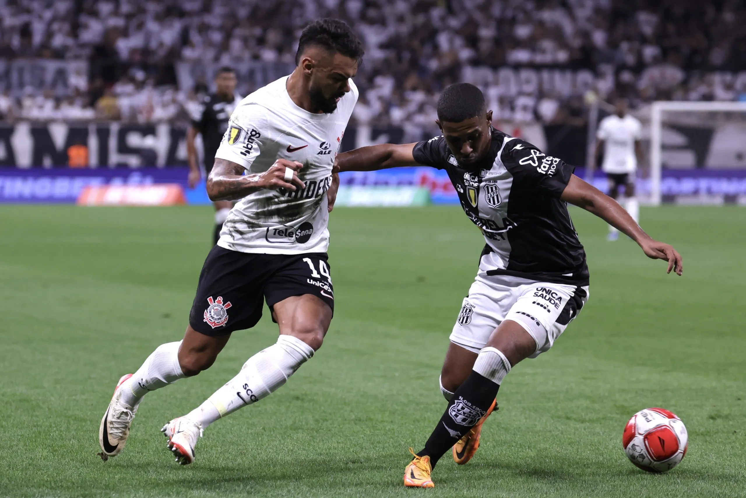 Raniele pelo Corinthians. Foto: Marcello Zambrana/AGIF