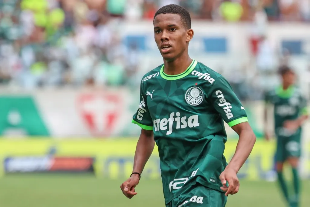 Estevão é alvo do Barcelona. Foto: Marcello Zambrana/AGIF