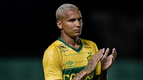 Deyverson é oferecido ao Corinthians, mas acordo não é fechado por 2 motivos. Foto: Thiago Ribeiro/AGIF