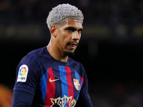 Bayern de Munique traça plano para tirar Ronald Araújo do Barcelona