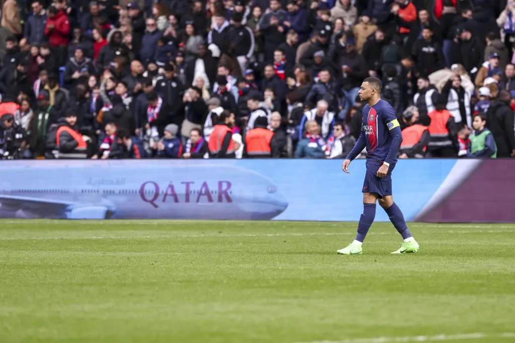 Mbappé vê distante o sonho olimpico. Foto: Catherine Steenkeste/Getty Images for Qatar Airways