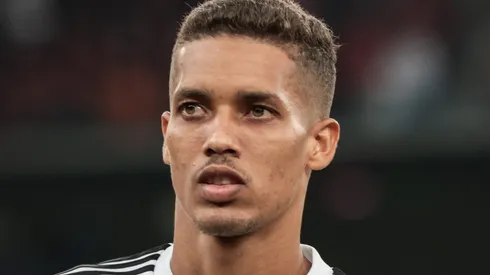 Santos pode assinar com o meia Pedrinho, de saída do Atlético Mineiro. Foto: Robson Mafra/AGIF