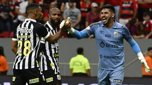 Corinthians prepara oferta para fechar a contratação de peça fundamental do Santos. Foto: Mateus Bonomi/AGIF