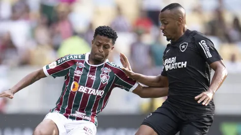 Vasco prepara proposta para fechar titular absoluto de grande rival do Rio. Foto: Jorge Rodrigues/AGIF