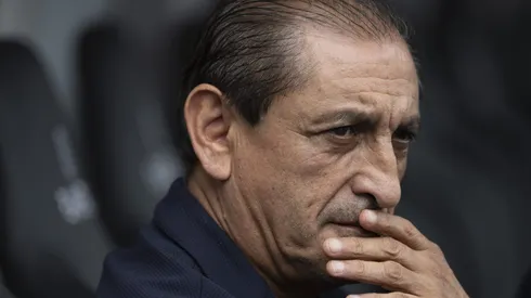 Ramon Diaz tecnico do Vasco durante partida contra o Botafogo no estadio Engenhao pelo campeonato Carioca 2024. Foto: Jorge Rodrigues/AGIF
