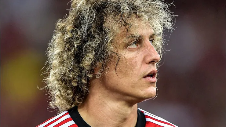 SAF pode atravessar o Fluminense e fechar com David Luiz, do Flamengo. Foto: Thiago Ribeiro/AGIF