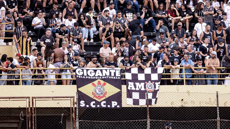 Corinthians: Fiel se irrita e cobra demissão de 'reforço': "Não tem condições". Foto: Leonardo Lima/AGIF