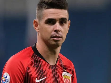 Rival quer dar chapéu no Flamengo e confirma negociação por Oscar