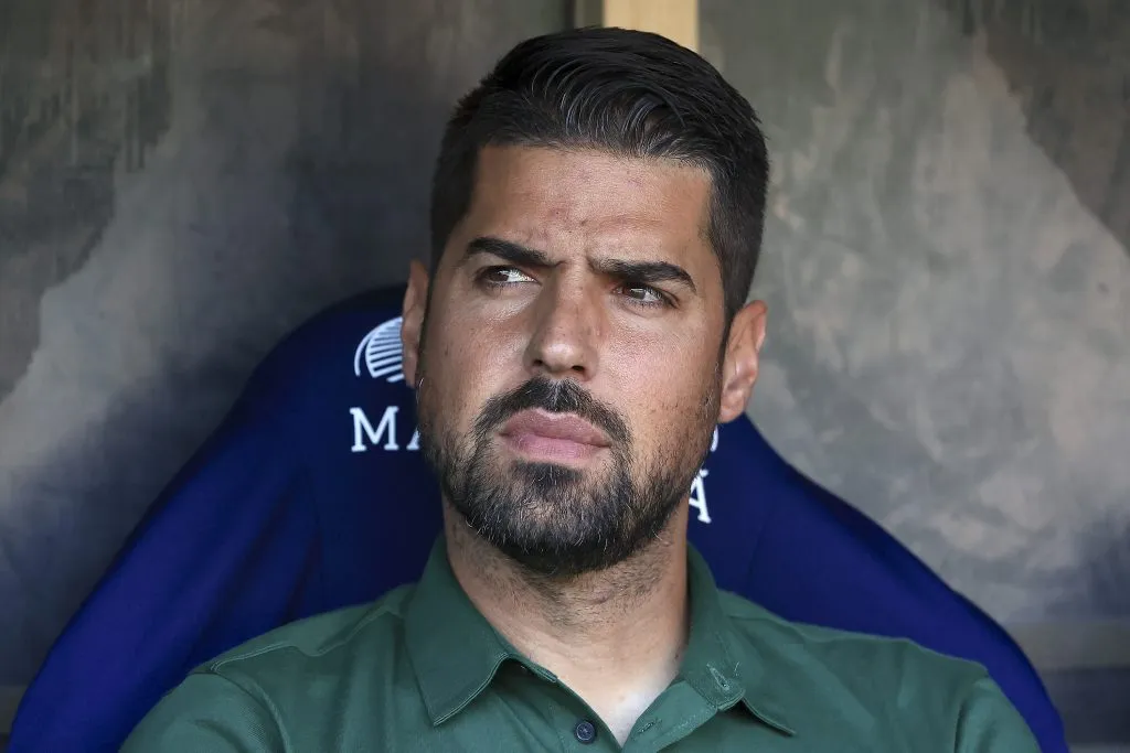 António Oliveir espera por reforços. (Photo by Buda Mendes/Getty Images)