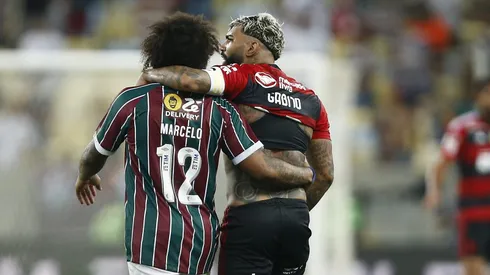 Marcelo of Fluminense hugs with Gabriel Barbosa of Flamengo. (Photo by Wagner Meier/Getty Images)