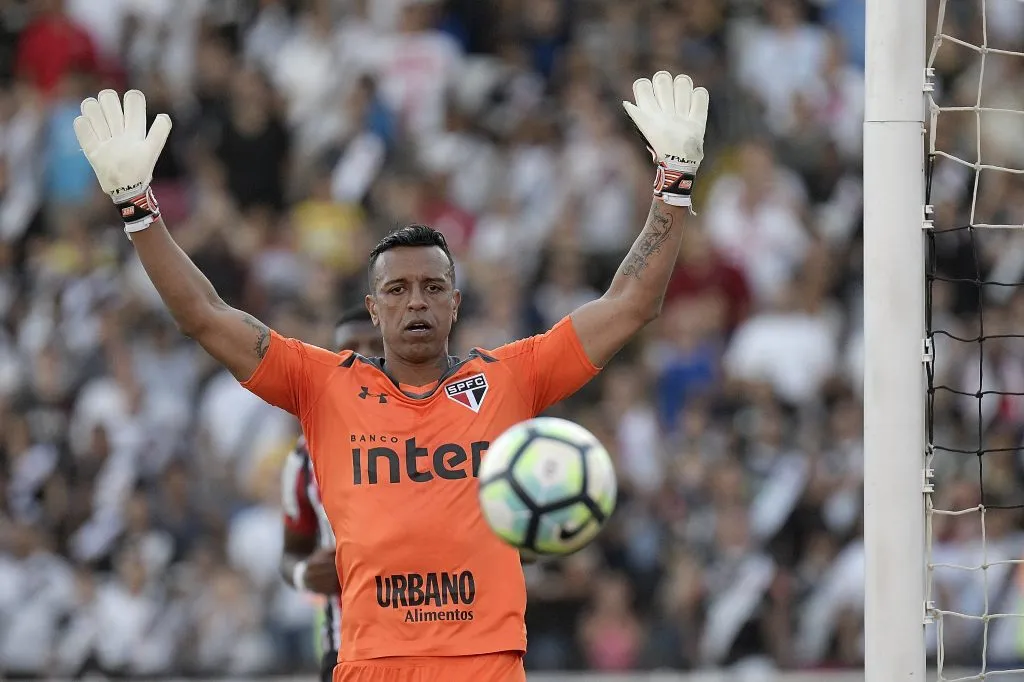 Sidão pelo São Paulo. (Photo by Alexandre Loureiro/Getty Images)