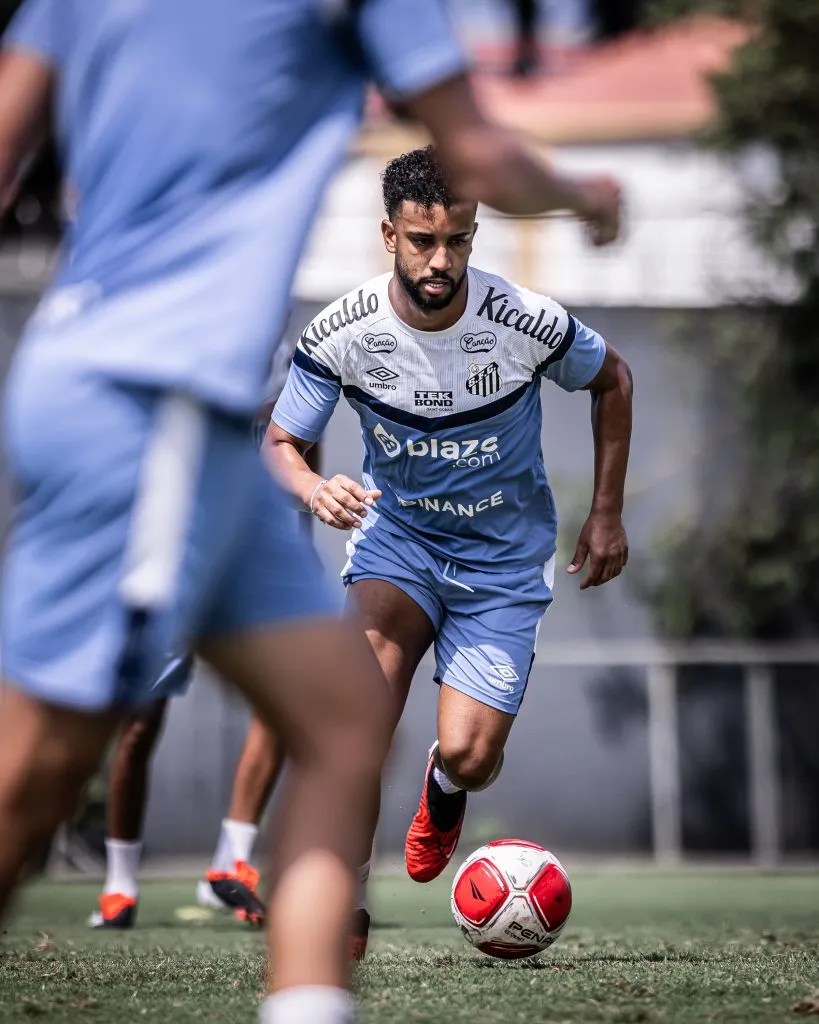 Jorge | Treino no CT Rei Pelé (22/02/2024) – Fotos: Raul Baretta/ Santos FC.