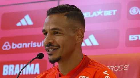 O volante explicou o motivo de aceitar oferta do Inter (Foto: Ricardo Duarte/Internacional/Divulgação)