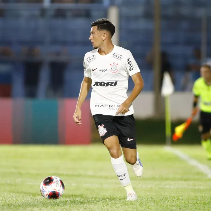 Adryan pelo Corinthians. (Foto: Rodrigo Gazzanel / Agência Corinthians)