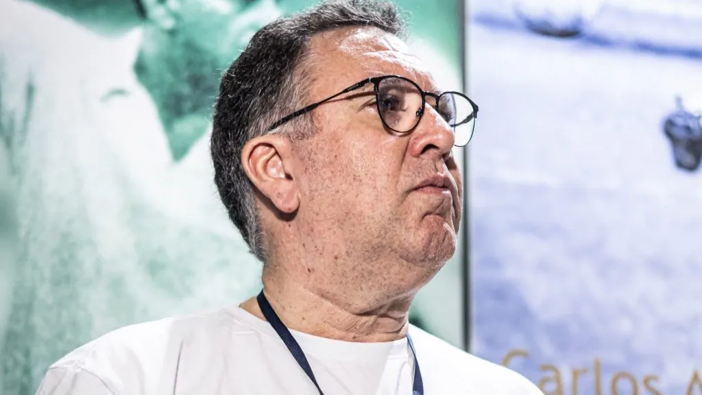 Presidente do Santos, Marcelo Teixeira, explica situação do Transferban. Foto: Raul Baretta/ Santos FC.