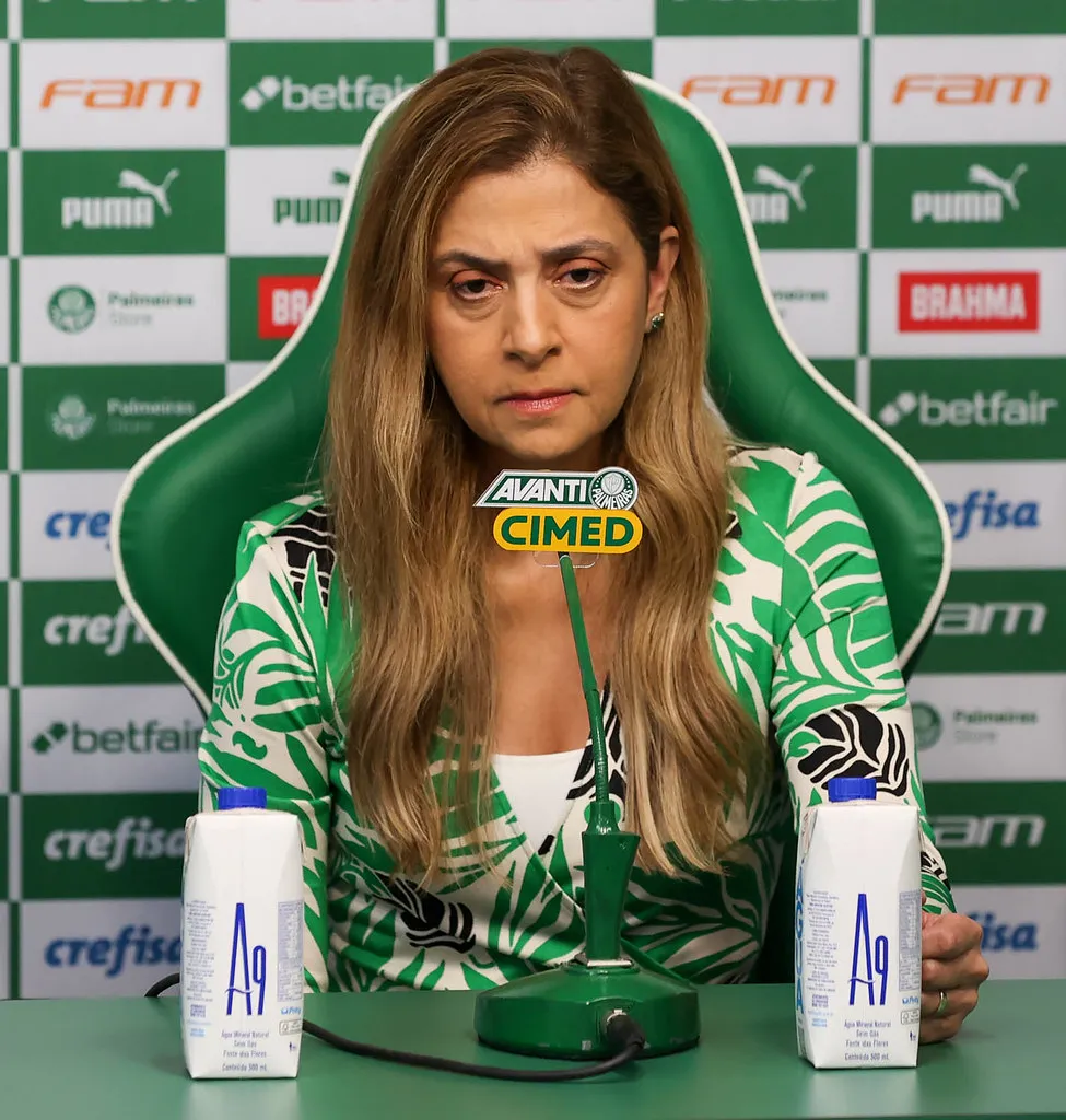 A presidente Leila Pereira, da SE Palmeiras, durante coletiva de imprensa, na Academia de Futebol. (Foto: Cesar Greco/Palmeiras/by Canon)