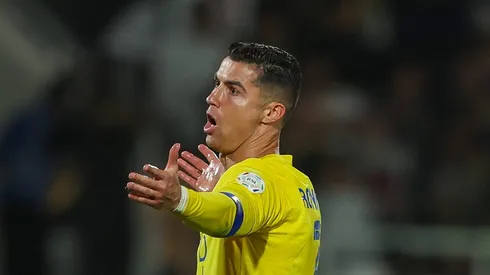 Cristiano Ronaldo tem 877 gols na carreira. Foto: Yasser Bakhsh/Getty Images