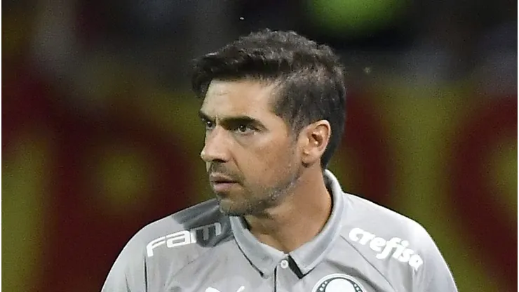 Abel Ferreira é xingado por dirigente do SPFC. Foto: Gabriel Aponte/Getty Images