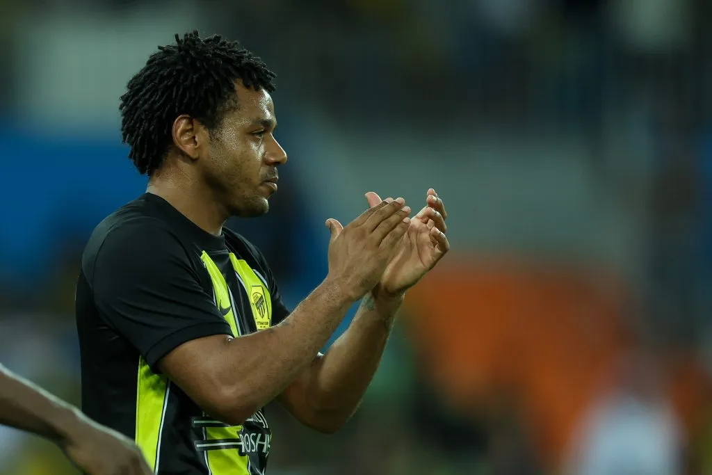 Romarinho em ação pelo time saudita (Photo by Yasser Bakhsh/Getty Images)