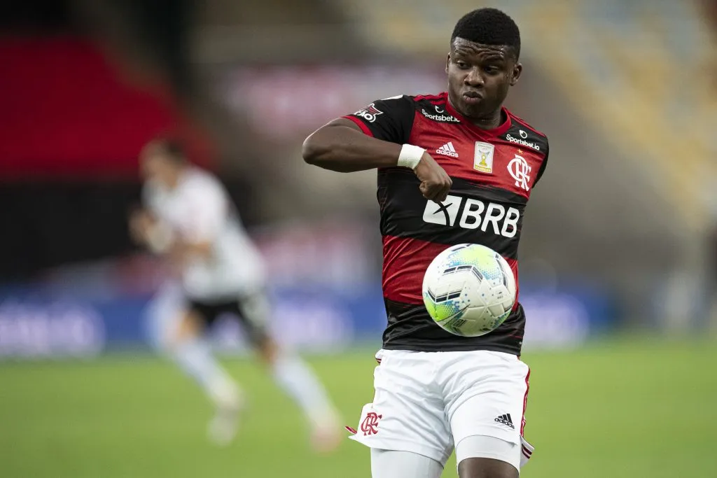 Lincoln em ação pelo Flamengo. Foto: Jorge Rodrigues/AGIF