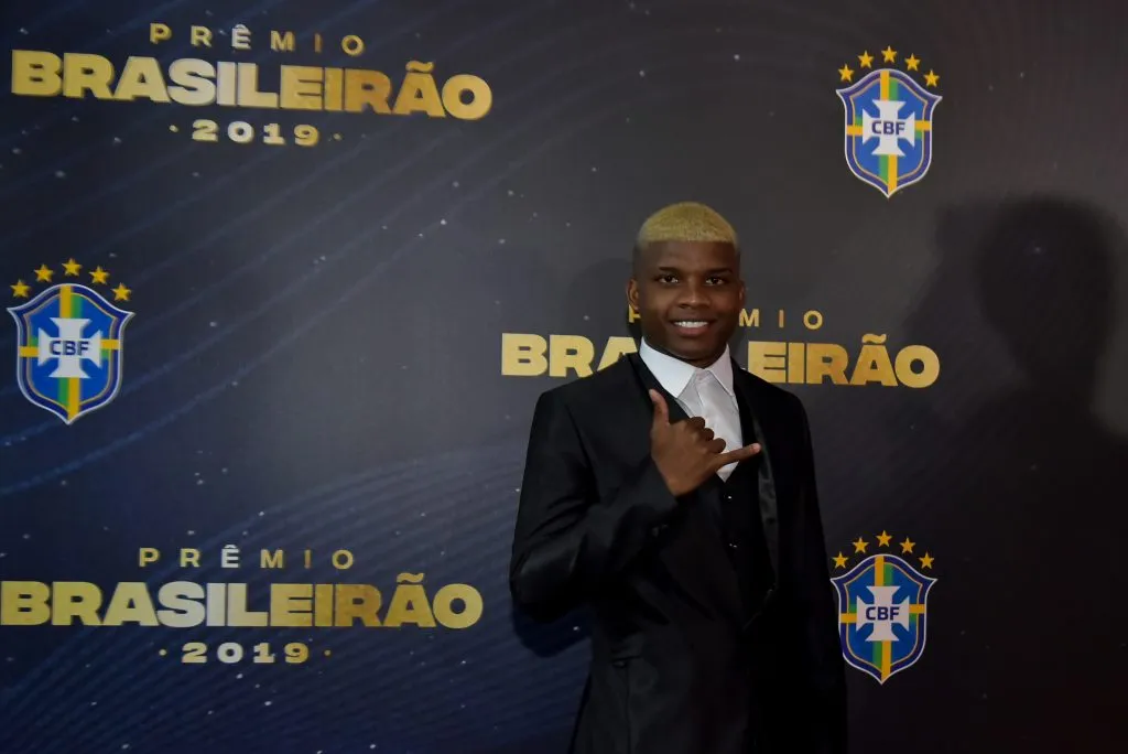 Lincoln é aprovado por Alberto Guerra. Foto: Thiago Ribeiro/AGIF