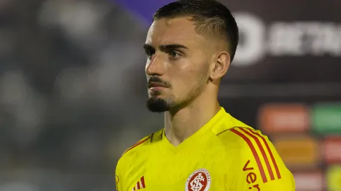 Anthoni é alvo de críticas da torcida do Inter (Foto: Divulgação/Inter)