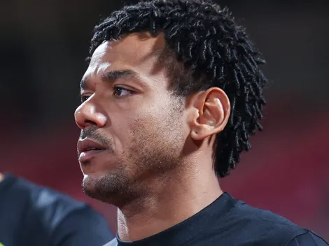 Romarinho é aprovado de última hora para fechar com rival do Corinthians