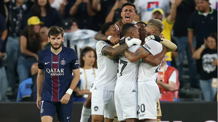 Atualizado: Os times do futebol brasileiro que mais venceram europeus na história. (Photo by Harry How/Getty Images)