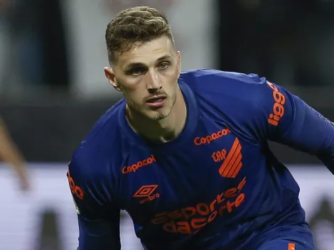 Gigante europeu quer assinar a contratação do goleiro Bento