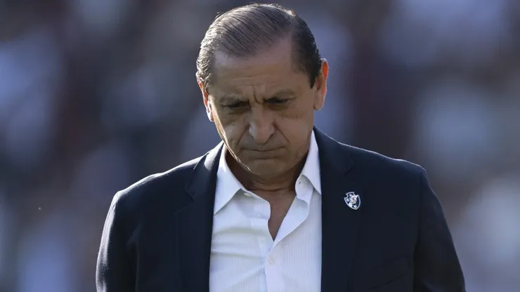 Ramón Díaz pede multa rescisória ao Vasco. Foto: Jorge Rodrigues/AGIF