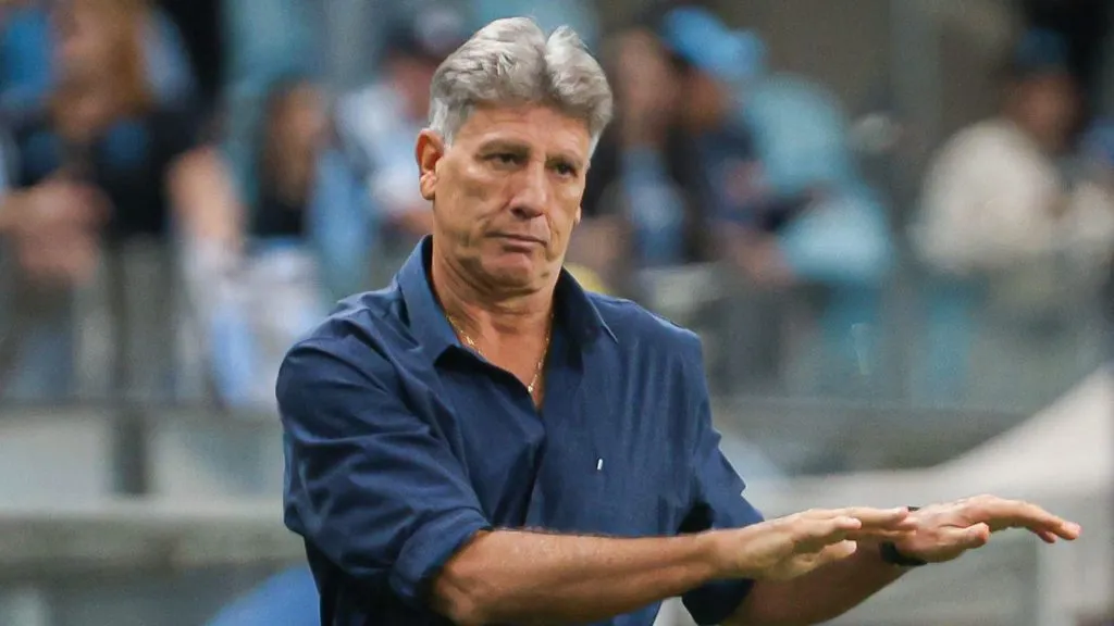 Renato Portaluppi faz acusação contra a arbitragem. Foto: Maxi Franzoi/AGIF