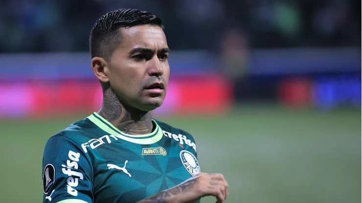 Dudu recebe ligação para deixar o Palmeiras rumo a outro clube do Brasileirão. Foto: Ettore Chiereguini/AGIF