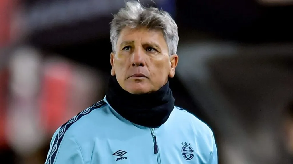 Grêmio de Renato Portaluppi avalia fazer nova investida por zagueiro (Photo by Marcelo Endelli/Getty Images)