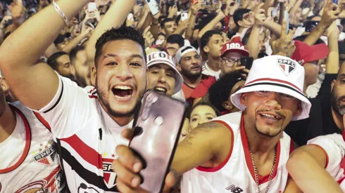 Torcedores do São Paulo apontam os cinco times que mais detestam no futebol brasileiro. (Photo by Alexandre Schneider/Getty Images)