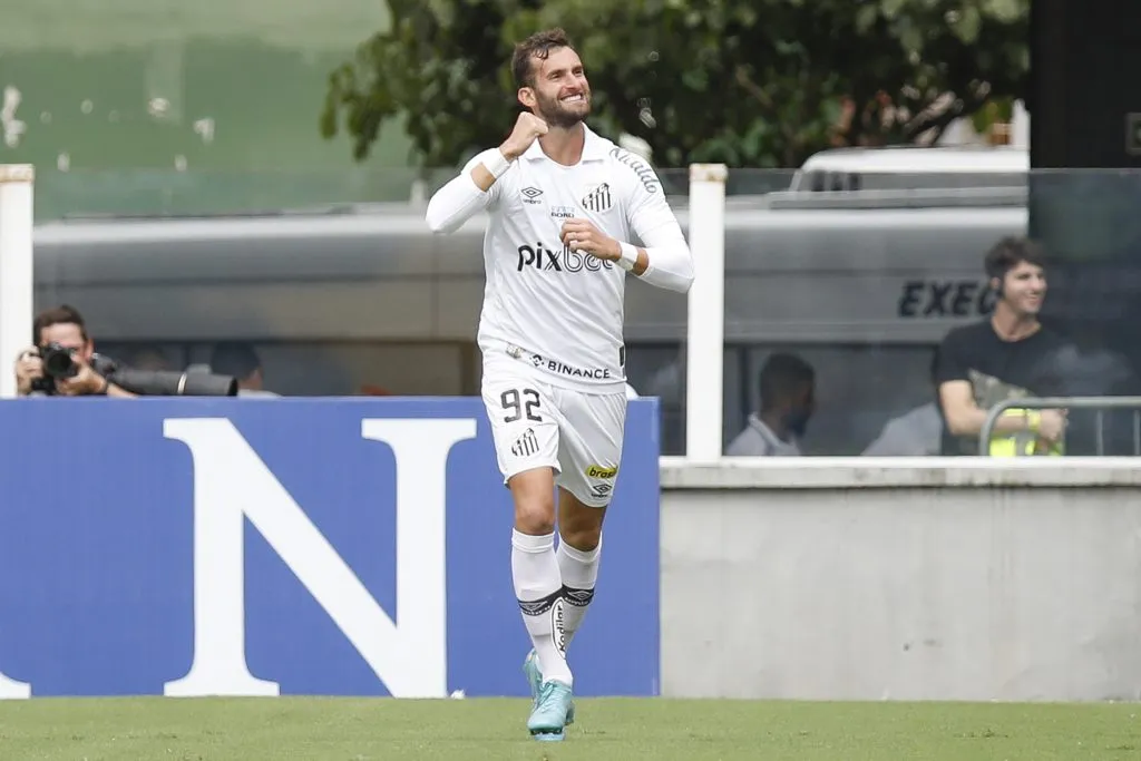 (Photo by Ricardo Moreira/Getty Images)