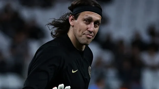 Jornalista sugere acerto de Cássio, do Corinthians, com tricampeão da Libertadores: 