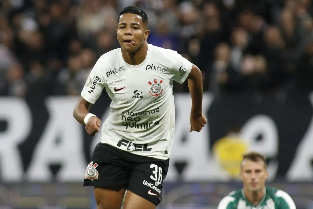Wesley em campo pelo Corinthians (Photo by Miguel Schincariol/Getty Images)