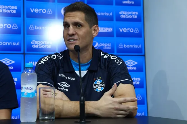 Rafael não teve dúvidas ao fechar com o Grêmio (Foto: Rodrigo Fatturi / Grêmio / Divulgação)
