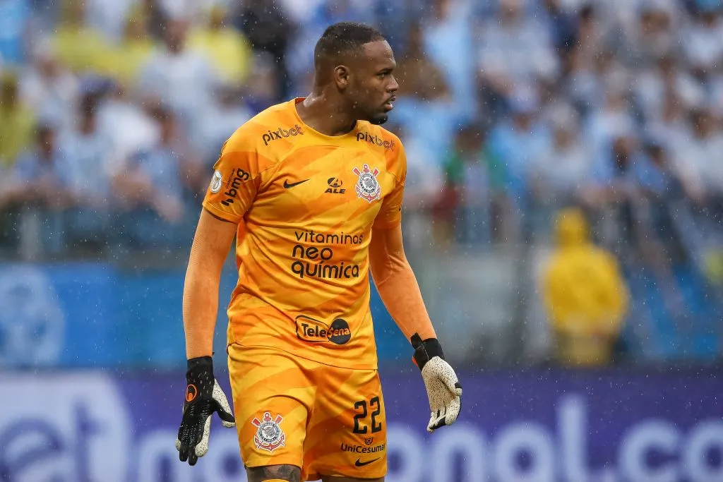 Carlos Miguel em campo pelo Corinthians (Photo by Pedro H. Tesch/Getty Images)
