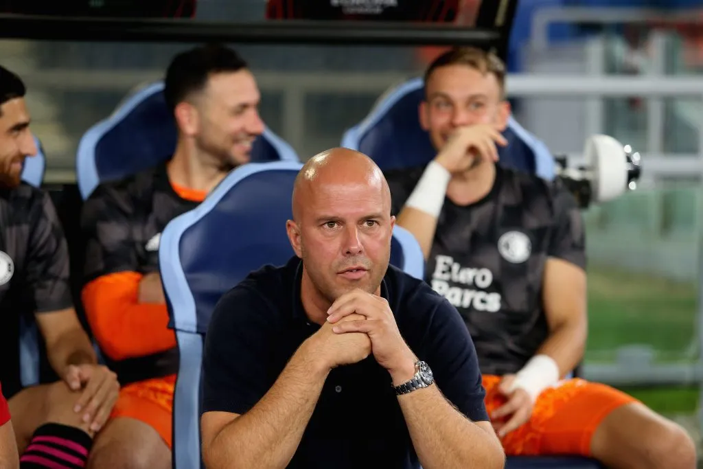 Feyenoord head coach Arne Slot .  (Photo by Paolo Bruno/Getty Images)