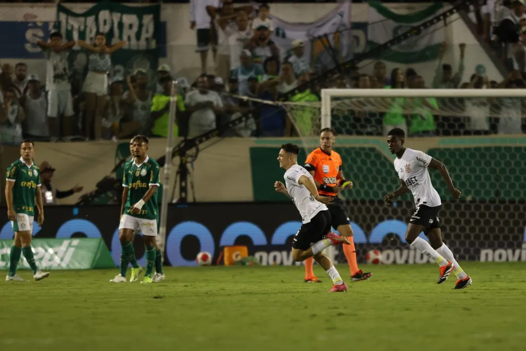 Rodrigo Garro celebrando gol contra o Palmeiras. Foto: Leonardo Lima/AGIF