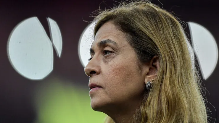 Leila Pereira, presidente do Palmeiras, volta a criticar o dono da SAF do Botafogo, John Textor Foto: Thiago Ribeiro/AGIF