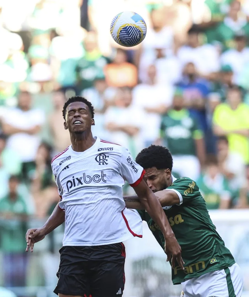 Carlinhos of Flamengo. (Photo by Alexandre Schneider/Getty Images)