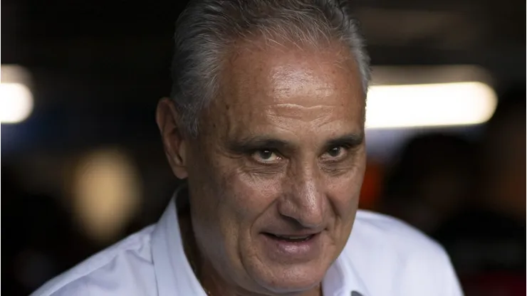 Flamengo surpreende e pode assinar com mais um lateral estrangeiro. Foto: Jorge Rodrigues/AGIF