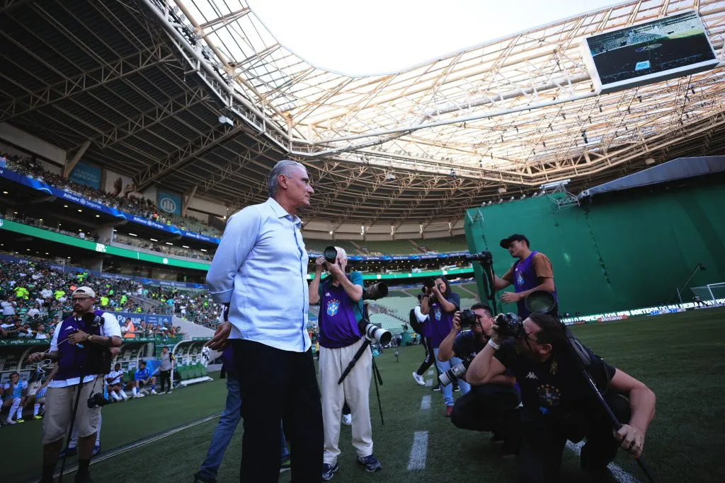 Tite, técnico do Flamengo no Allianz Parque. Foto: Ettore Chiereguini/AGIF