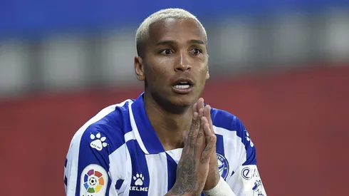 Deyverson zoa Haaland. Foto: Juan Manuel Serrano Arce/Getty Images