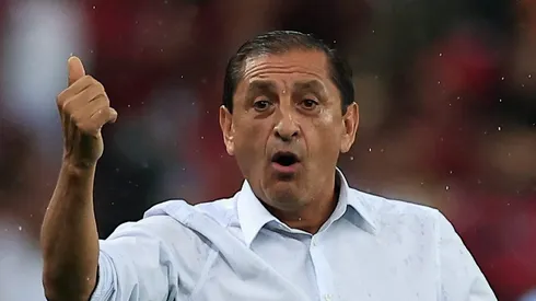 Ramón Díaz pode levar punição pesada do STJD. Foto: Buda Mendes/Getty Images