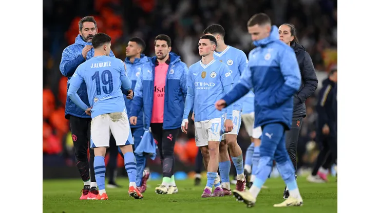 Atletas do Manchester City lamentam eliminação nos pênaltis para o Real Madrid na Liga dos Campeões (Foto: Stu Forster/Getty Images)